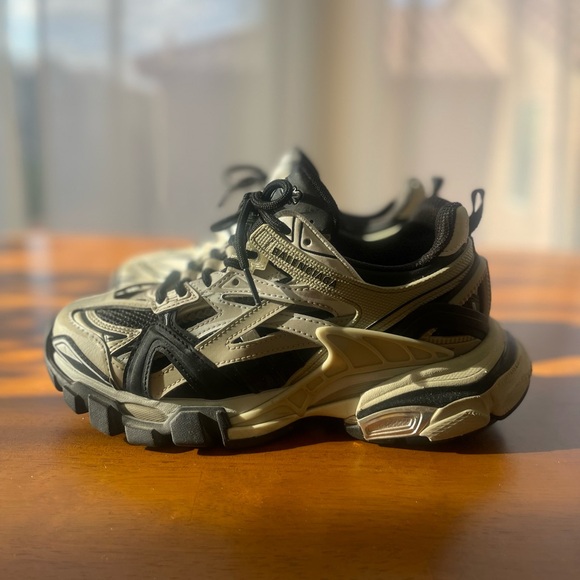 Balenciaga trek 2 size 35 - Picture 6 of 9